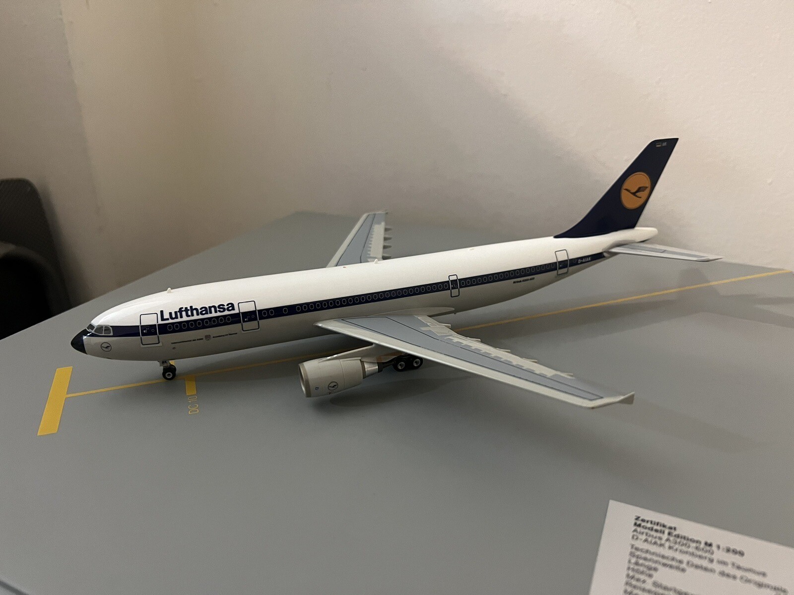 Herpa Premium  1/200 Lufthansa Airbus A300-600