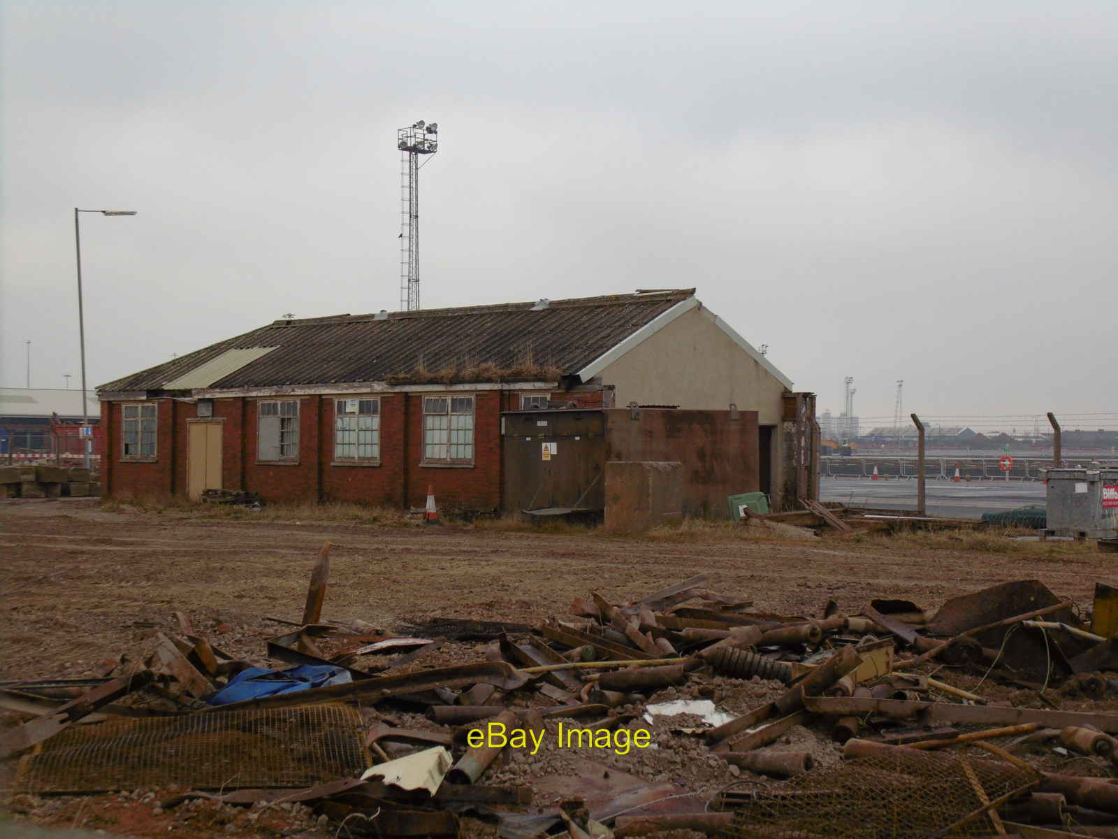 Photo 6x4 Making way for the Siemens Factory Marfleet Taken from the Tran c2015