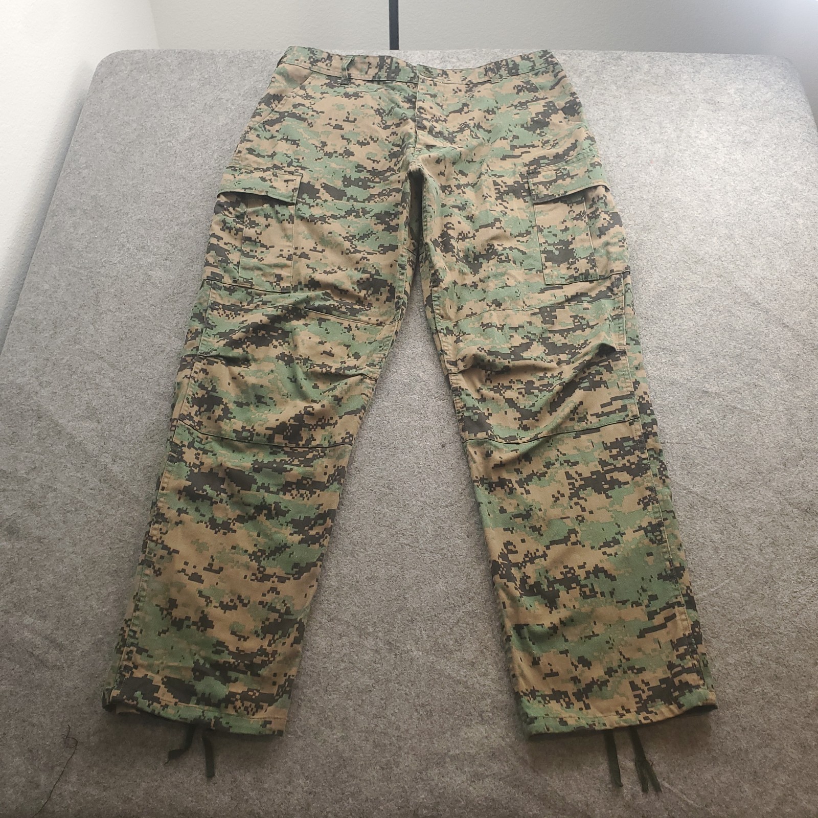 USMC MARPAT MCCUU Cargo Pants Large Reg Digital Camo Military Rothco BDU