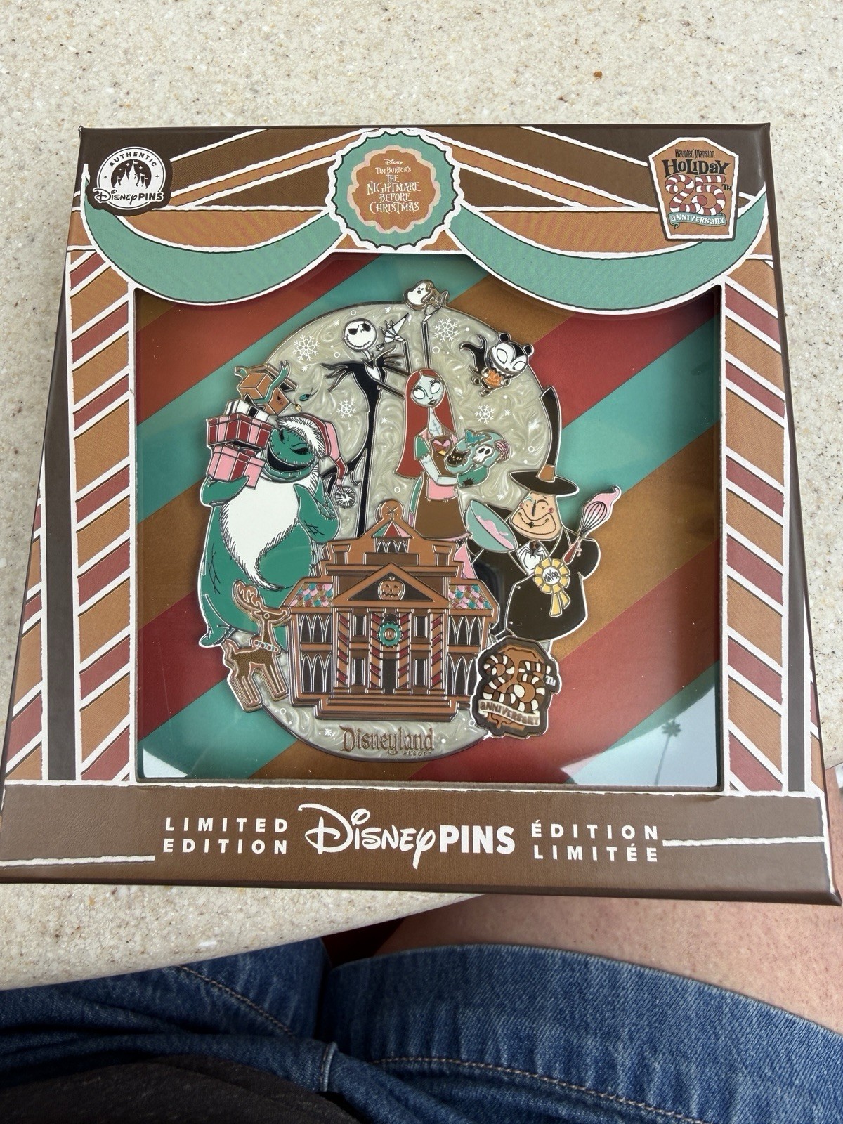 2026 DISNEY HAUNTED MANSION HOLIDAY MINI JUMBO PIN NBC JACK SALLY OOGIE MAYOR LE