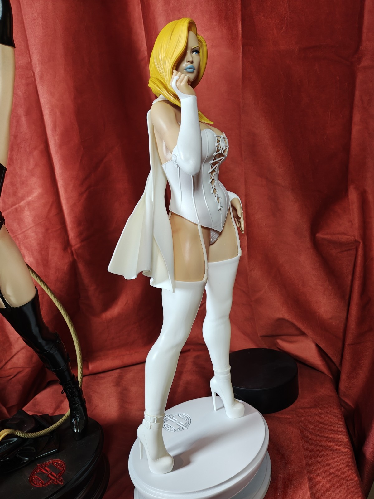 Professionally Painted Marvel Emma Frost White Queen 1/4 Model Actual Pictures