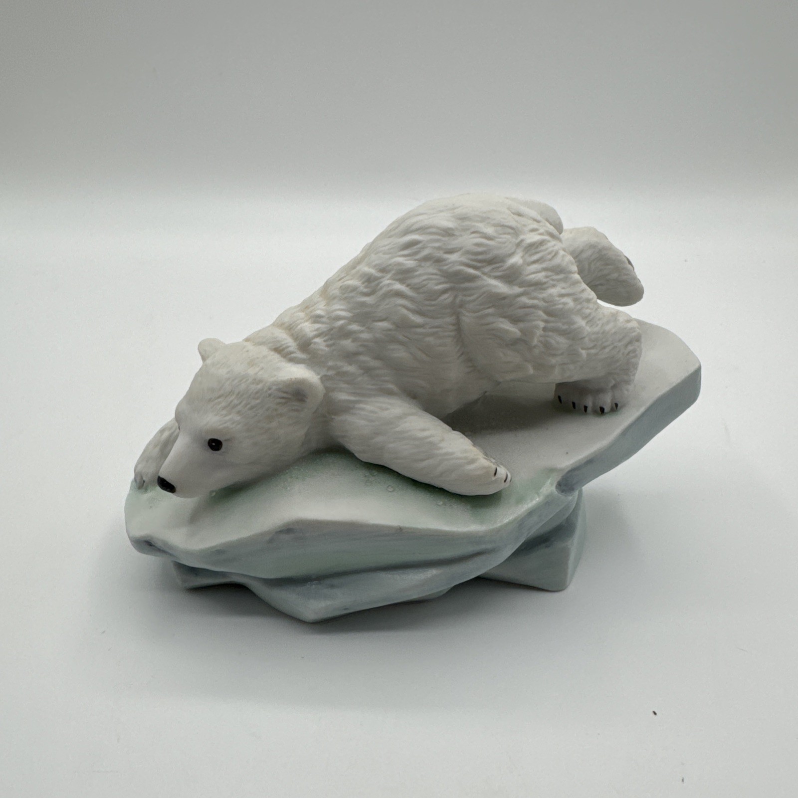 Maruri Polar Expedition Polar Bear Cub On Ice Porcelain Figurine P-9003 1990