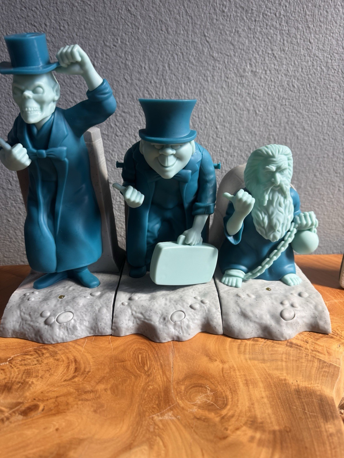 Disney Haunted Mansion Hitchhiking Ghosts Popcorn Bucket Sipper Snack Set