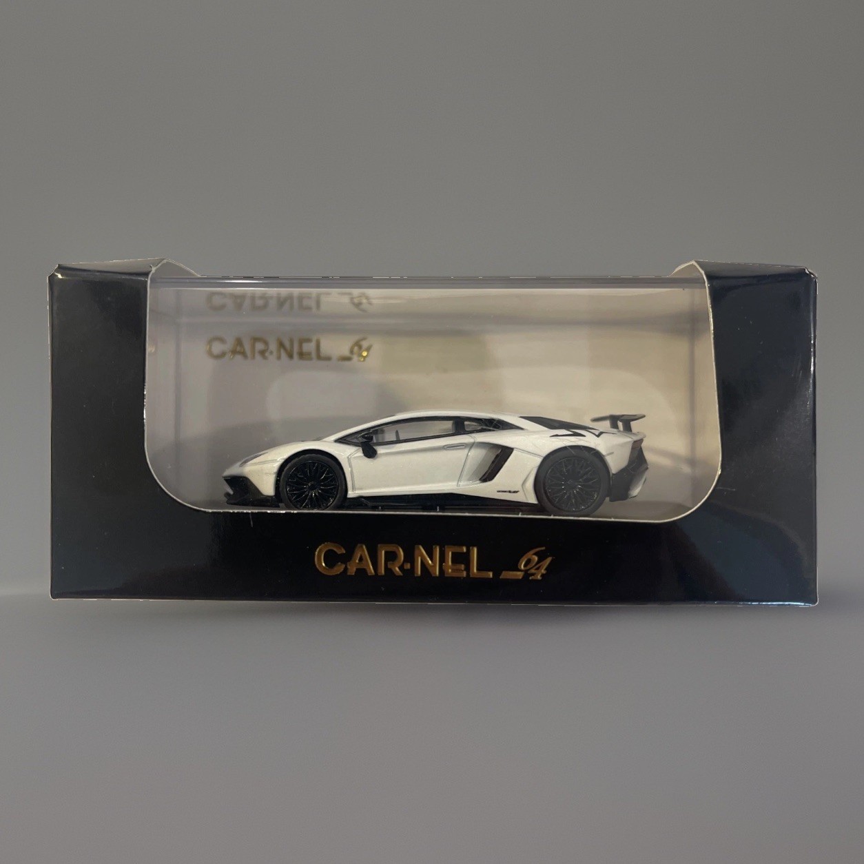 Car-Nel 1:64 Lamborghini Aventador SV White Pearl Diecast Model Limited