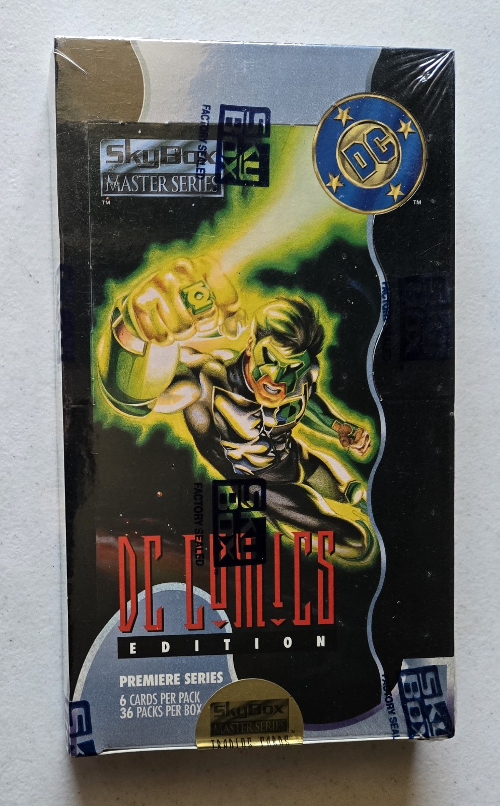 New 1994 SkyBox DC Comics Edition Master Premiere Series Trading cards Sealed