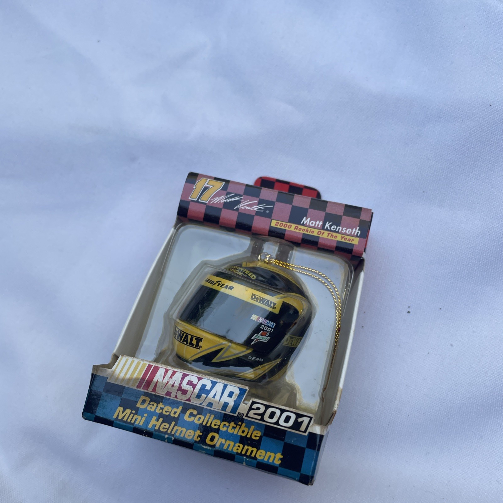 NASCAR 2001 Dated Collectible Mini Helmet Ornament #17 Matt Kenseth
