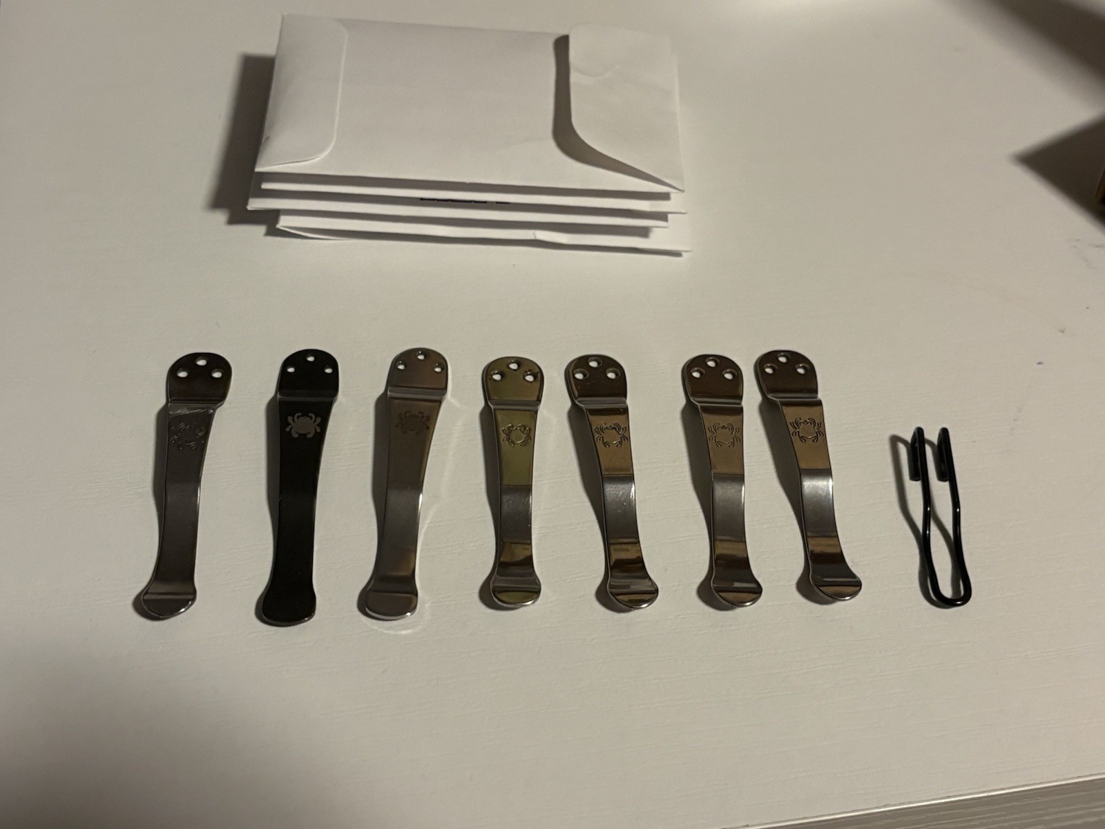 Spyderco Knives OEM Pocket Clips Lot Of 8 Plus 4 Sets Screws