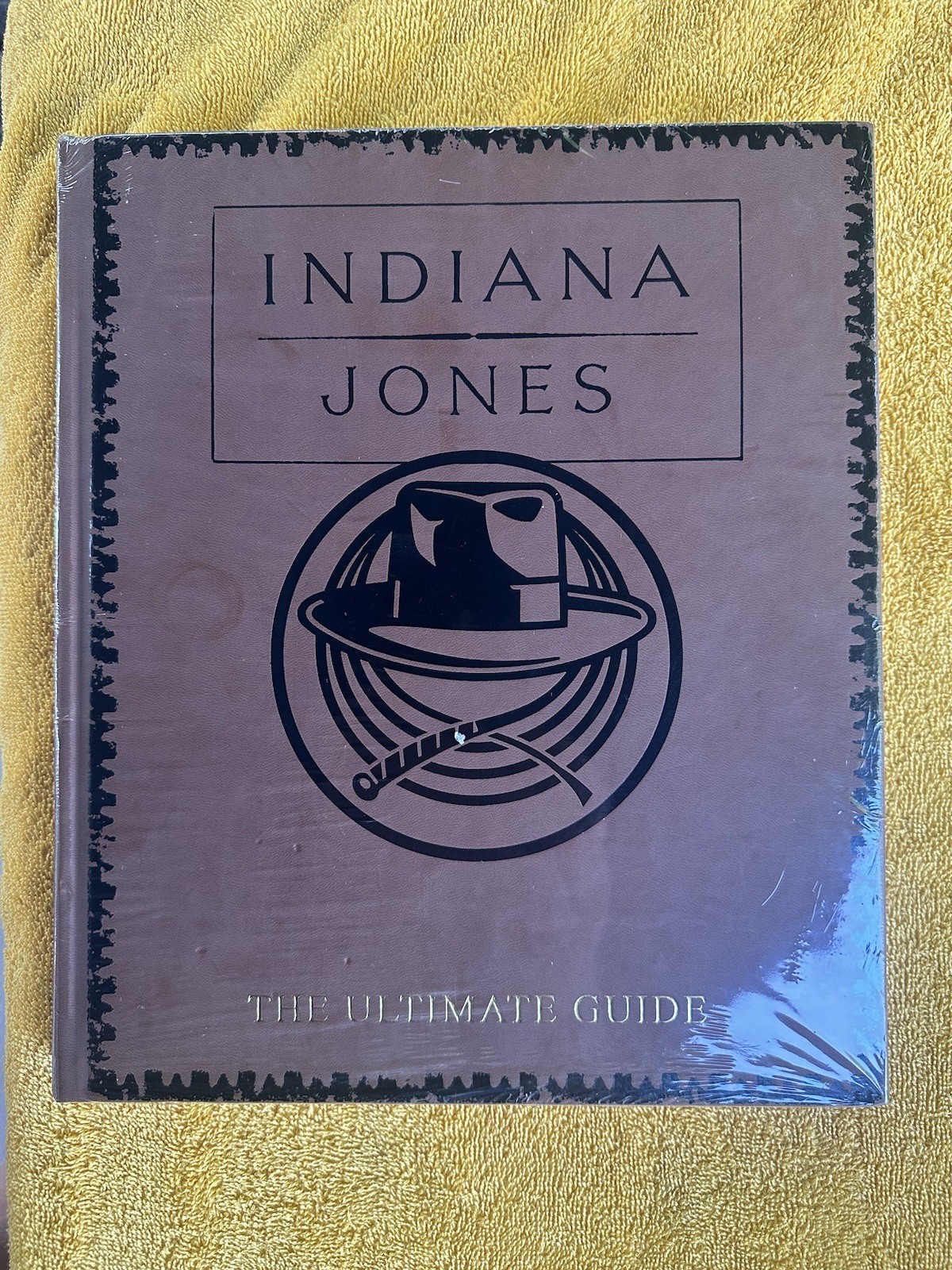 Indiana Jones The Ultimate Guide Ltd Hardcover HC Comic Movie DK Publishing 2008