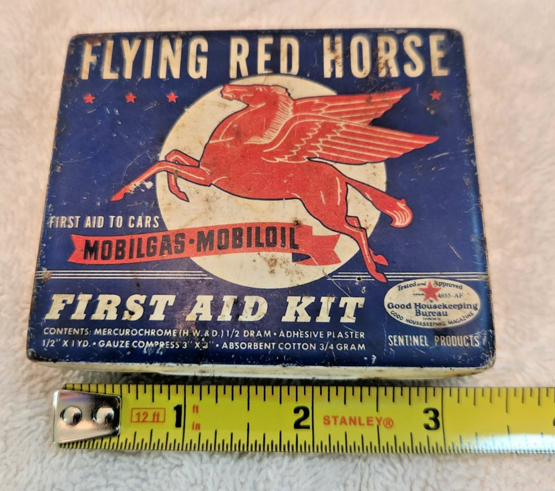 Vintage 1930's Mobil Oil Tin First Aid Kit Pegasus Mobilgas Mobiloil Advertising