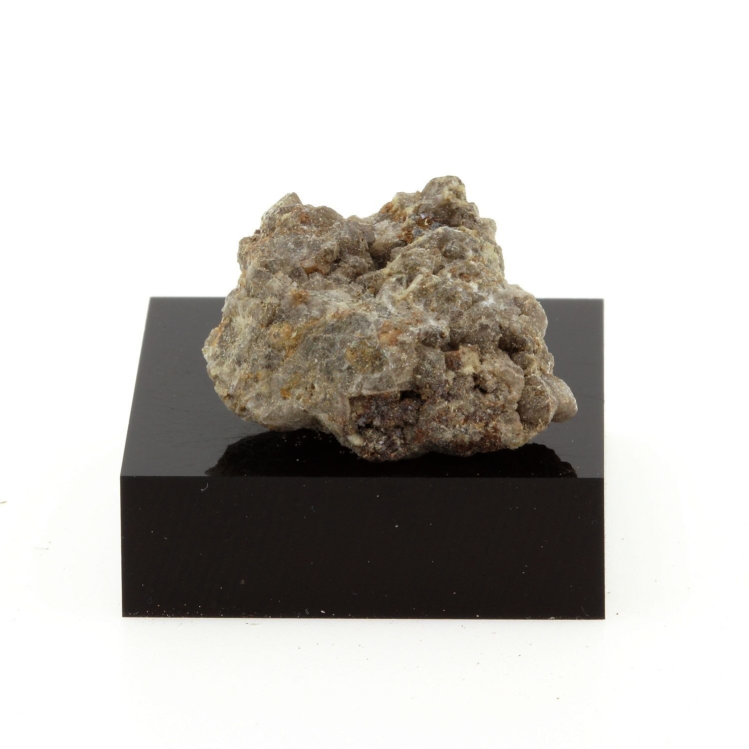 Minerals Collection. Phonolite. 24.8 Ct. Mont Saint-Hilaire, Quebec, Canada.