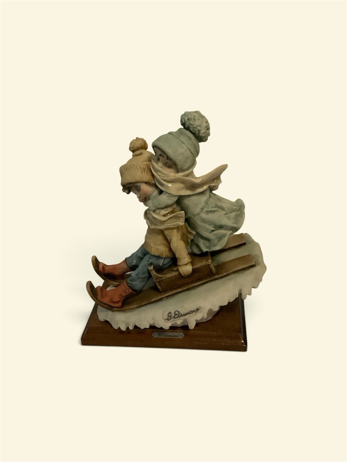 Giuseppe Armani “Winter Fun” Sledding Figurine Capodimonte PRISTINE CONDITION