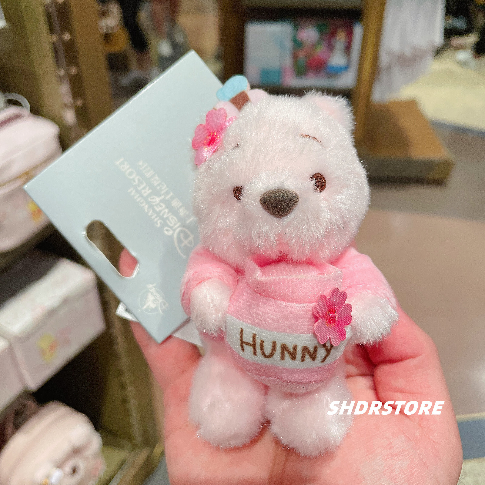 Disney authentic 2022 winnie the pooh sakura plush charm keychain disneyland