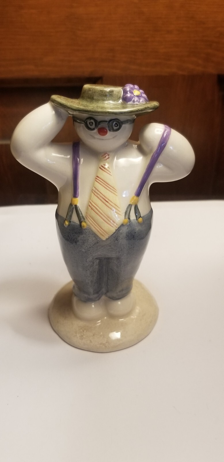 Royal Doulton The Snowman stylish snowman figurine