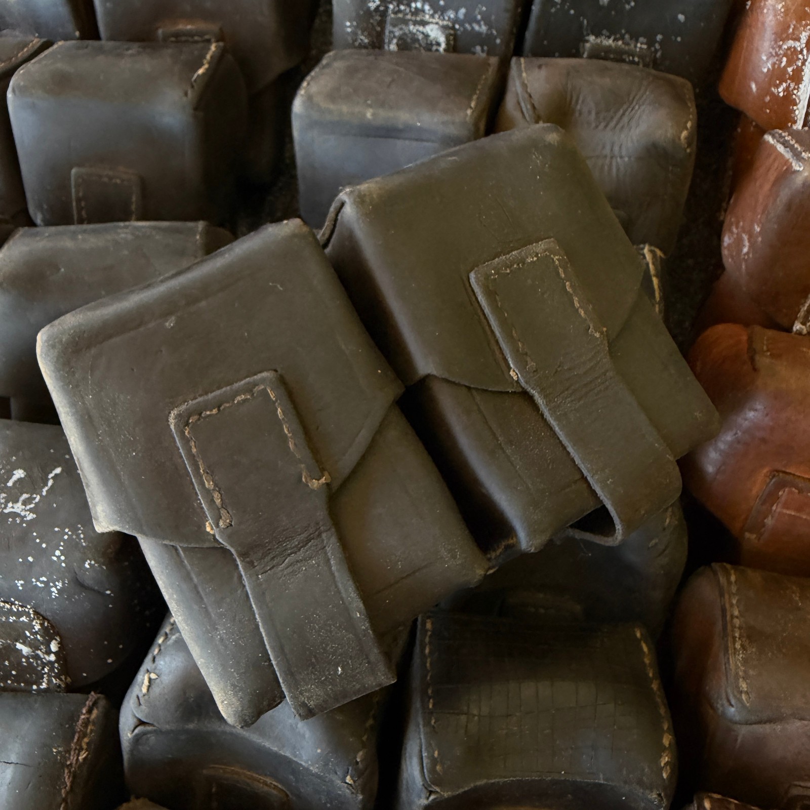 Yugo Leather Ammo Pouch Dual Cell for Yugoslavian Military M24; M48 Mauser rifle