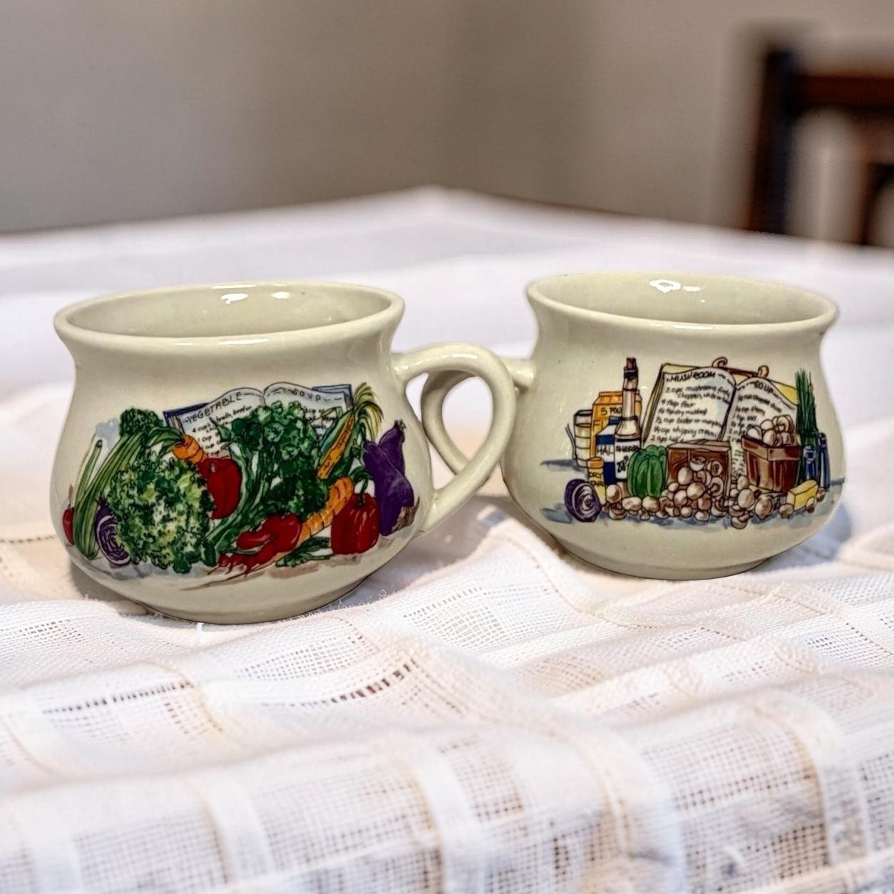 Set of 2 Gibson Housewares Mugs Vegetable and Mushroom Soup