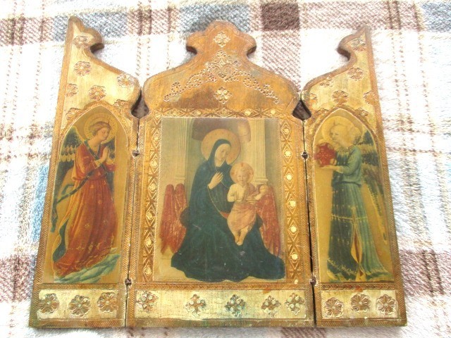Large Antique Italian Florentine Madonna Baby Jesus Tole Wood Triptych Icon