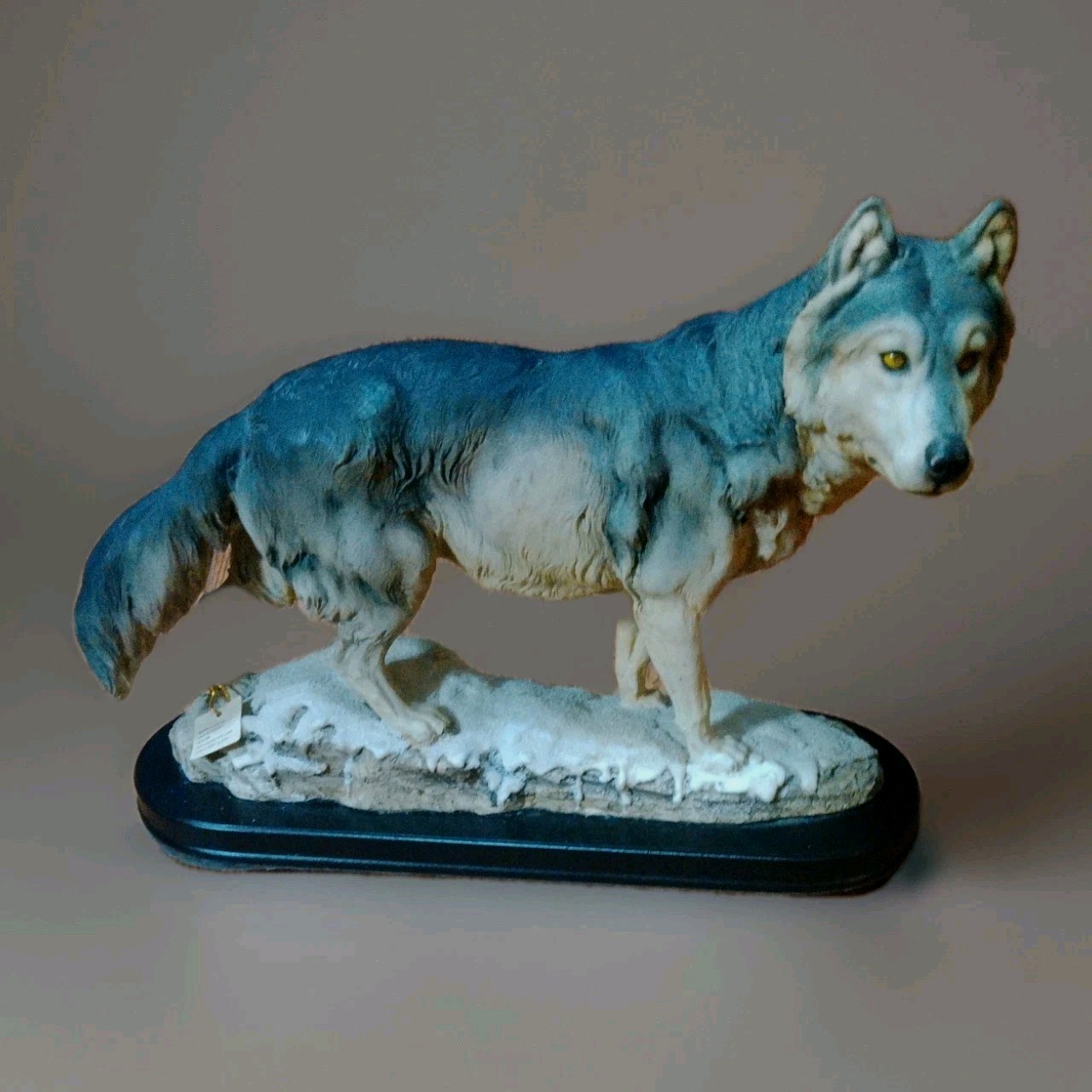 Impressive Vintage Wolf Sculpture Figurine New With Tag