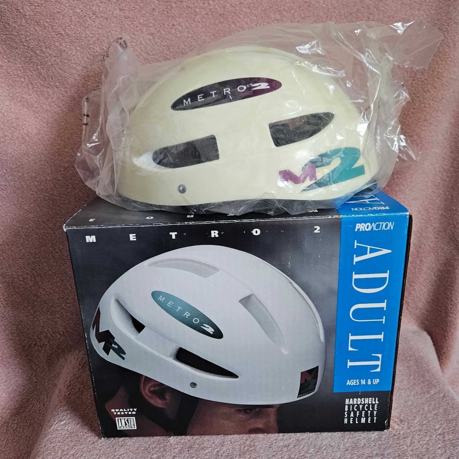 Vintage NOS 1992 ProAction Metro 2 Adult Hardshell Bicycle Safety Helmet