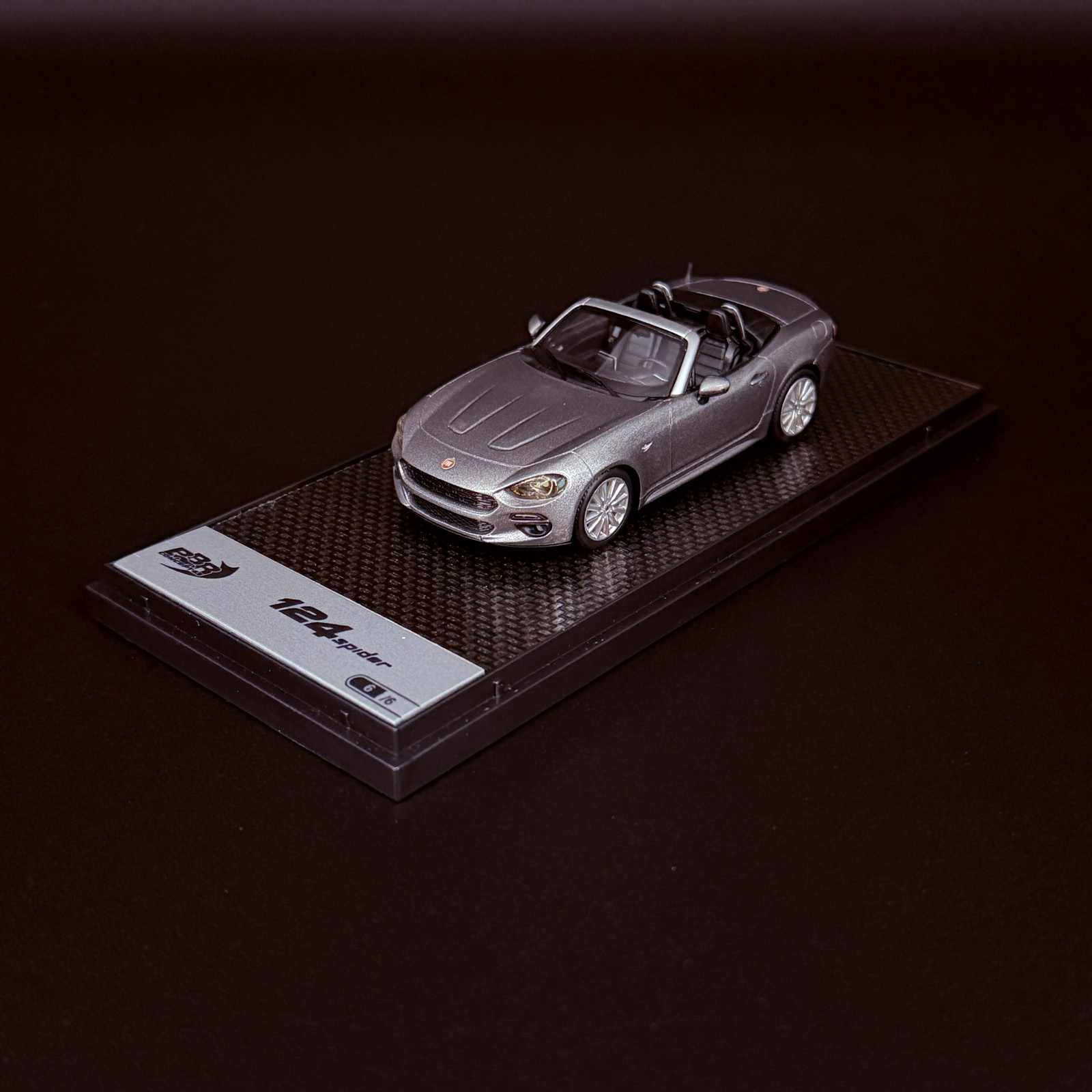 1/43 Fiat 124 Spider Grigio Argento – Limited Edition 6 pcs BBR