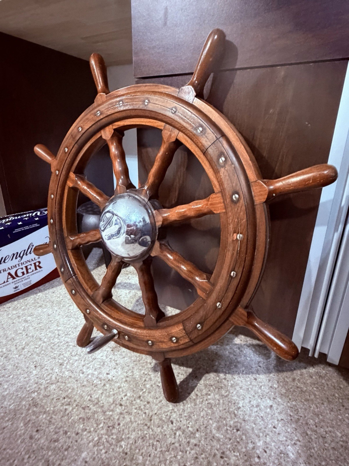 ANTIQUE WOOD CAPTAINS BOAT STEERING WHEEL FUNCTIONAL MECHANICAL HUB NAUTICAL