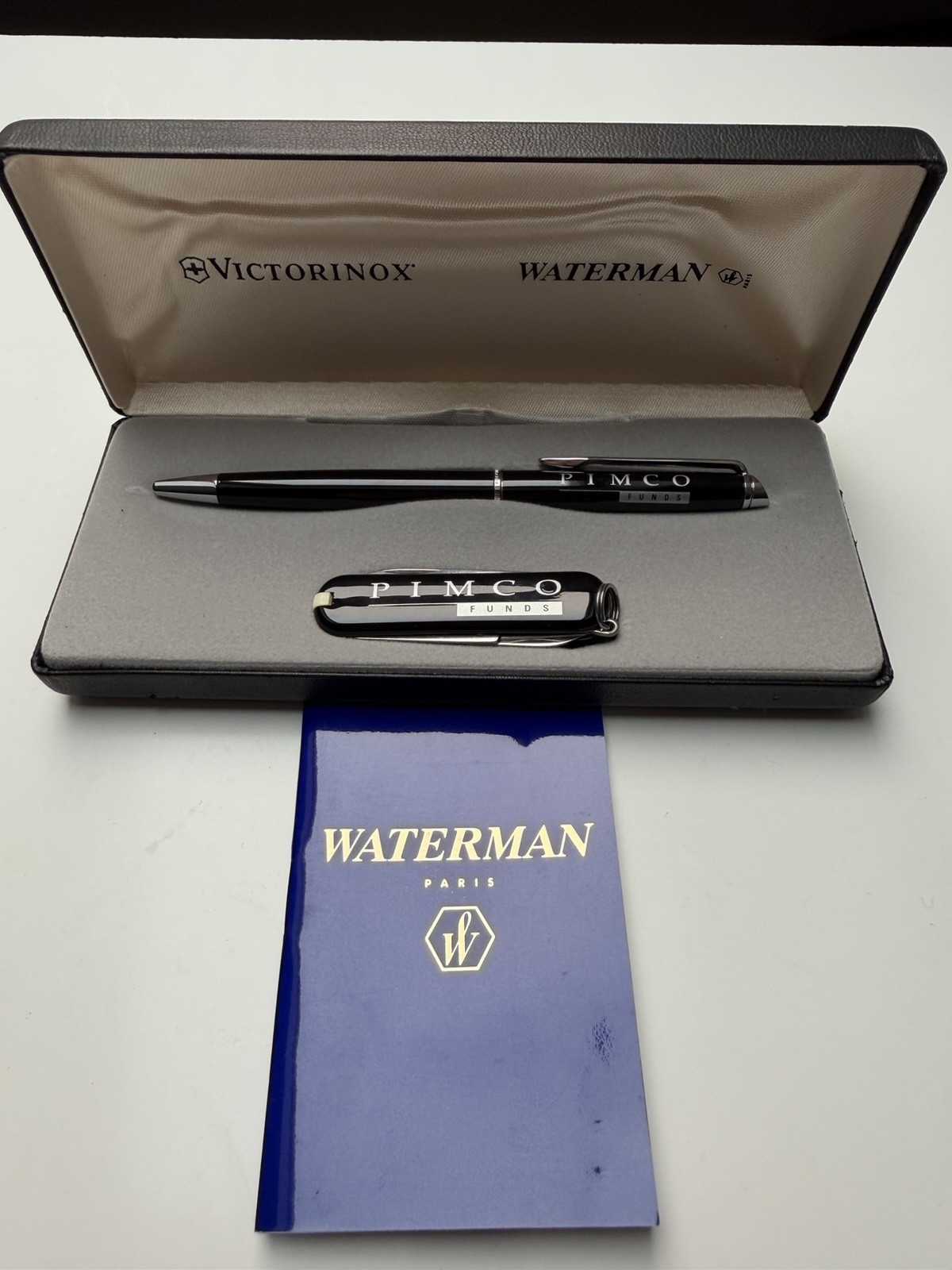 First Data Waterman/ Victorinox Collectors Pen and Pocket Knife Set in box