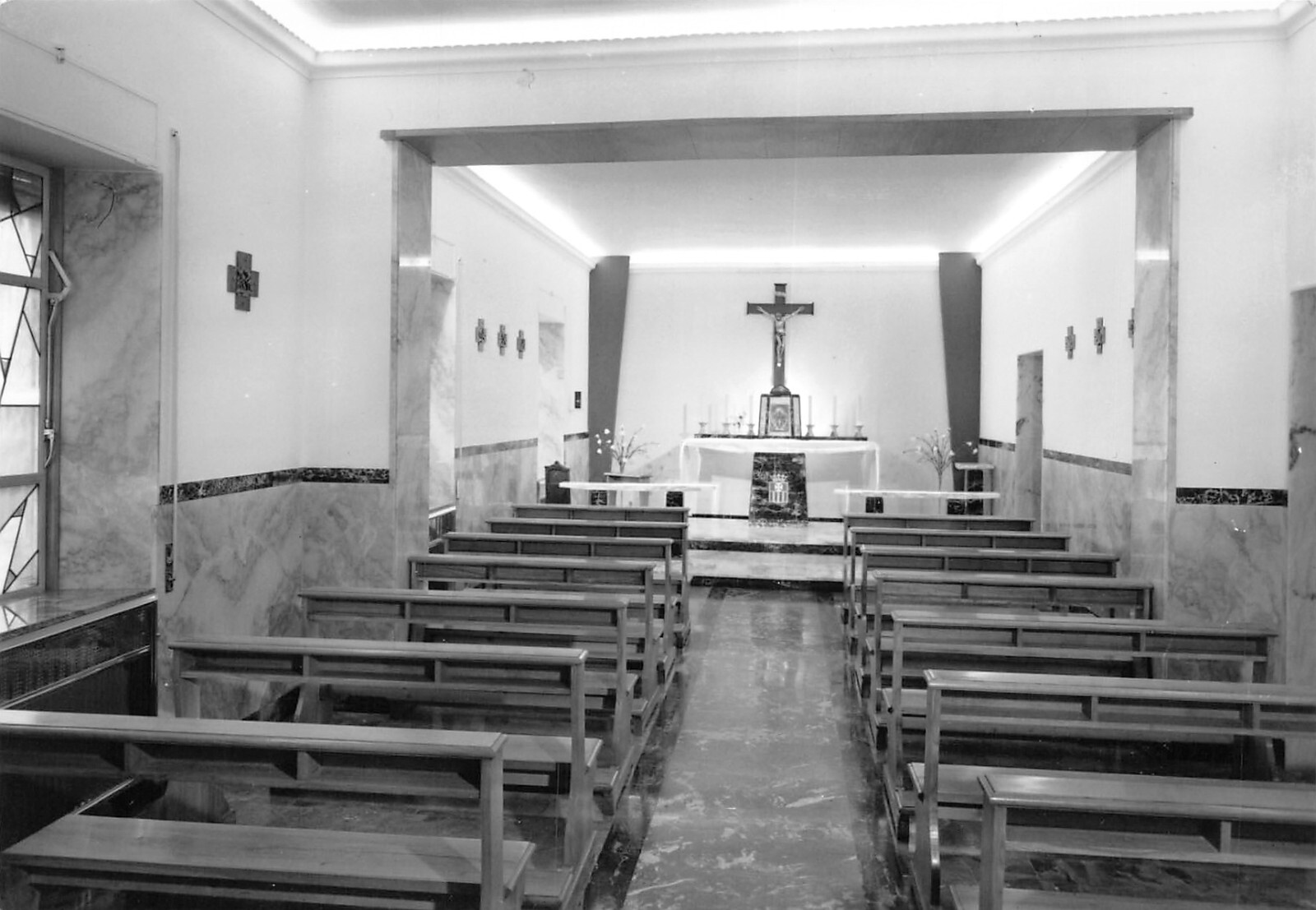 AL14-29B) ROME NUNS MERCEDARIEDELLA CARITA\' CHAPEL VIA IBERIA