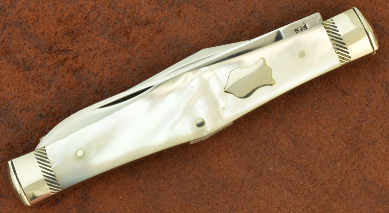 WINCHESTER TRADEMARK MADE IN USA AAA+ MOTHER OF PEARL FANCY MOOSE KNIFE (36885)
