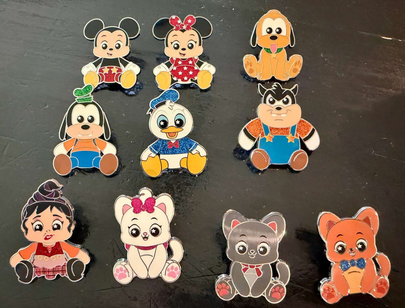 BN 2026 Disney Wishables Shimmer Pin or Set Mystery Hocus Pocus
