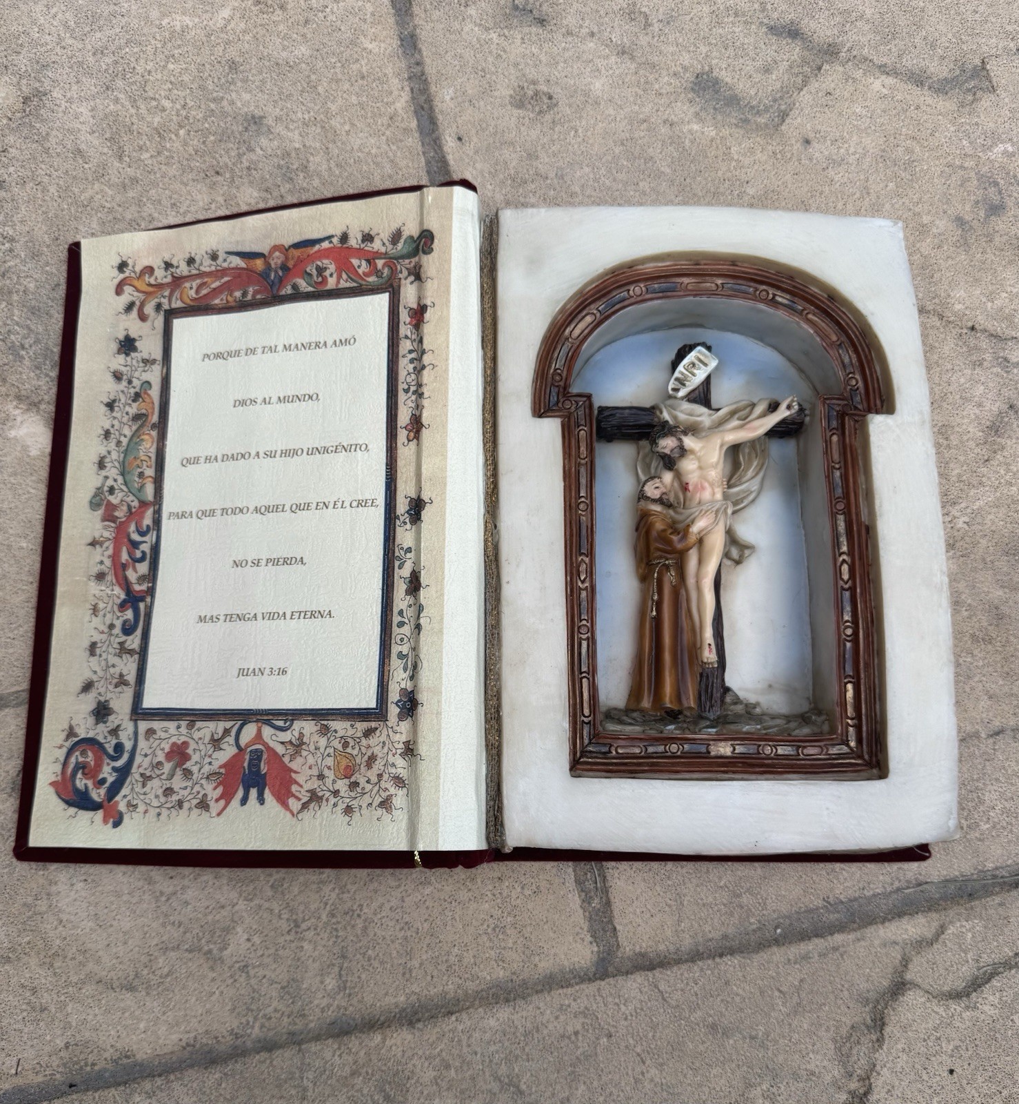 Vintage Spanish Catholic Diptych Faux Resin Velvet Book Shrine Jesus St Francis