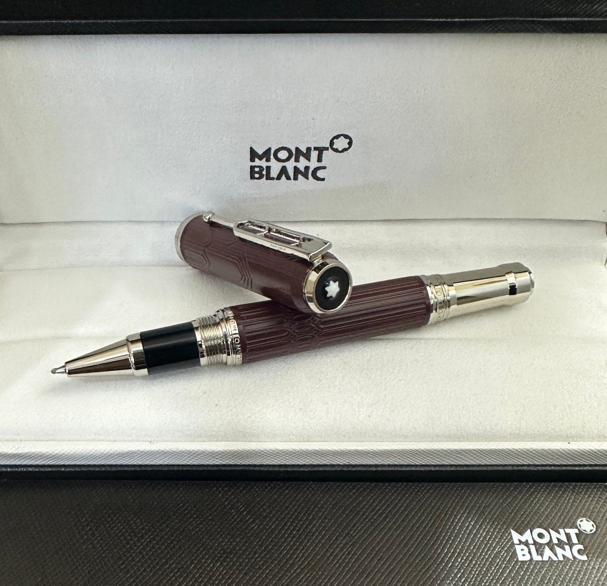 Montblanc Writers Edition Victor Hugo Rollerball Pen Limited Edition Red/Silver