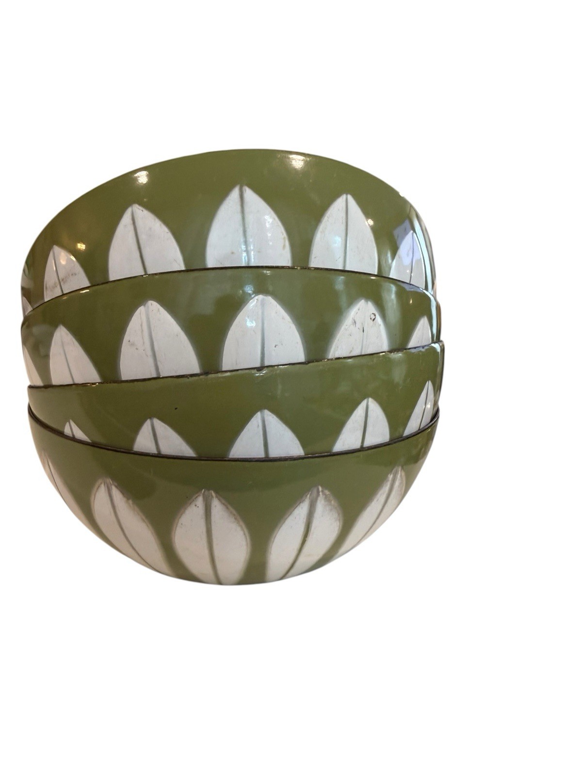 Cathrineholm 4 Piece Bowl 5 1/2” Avocado Green White Lotus Enamelware MCM Norway