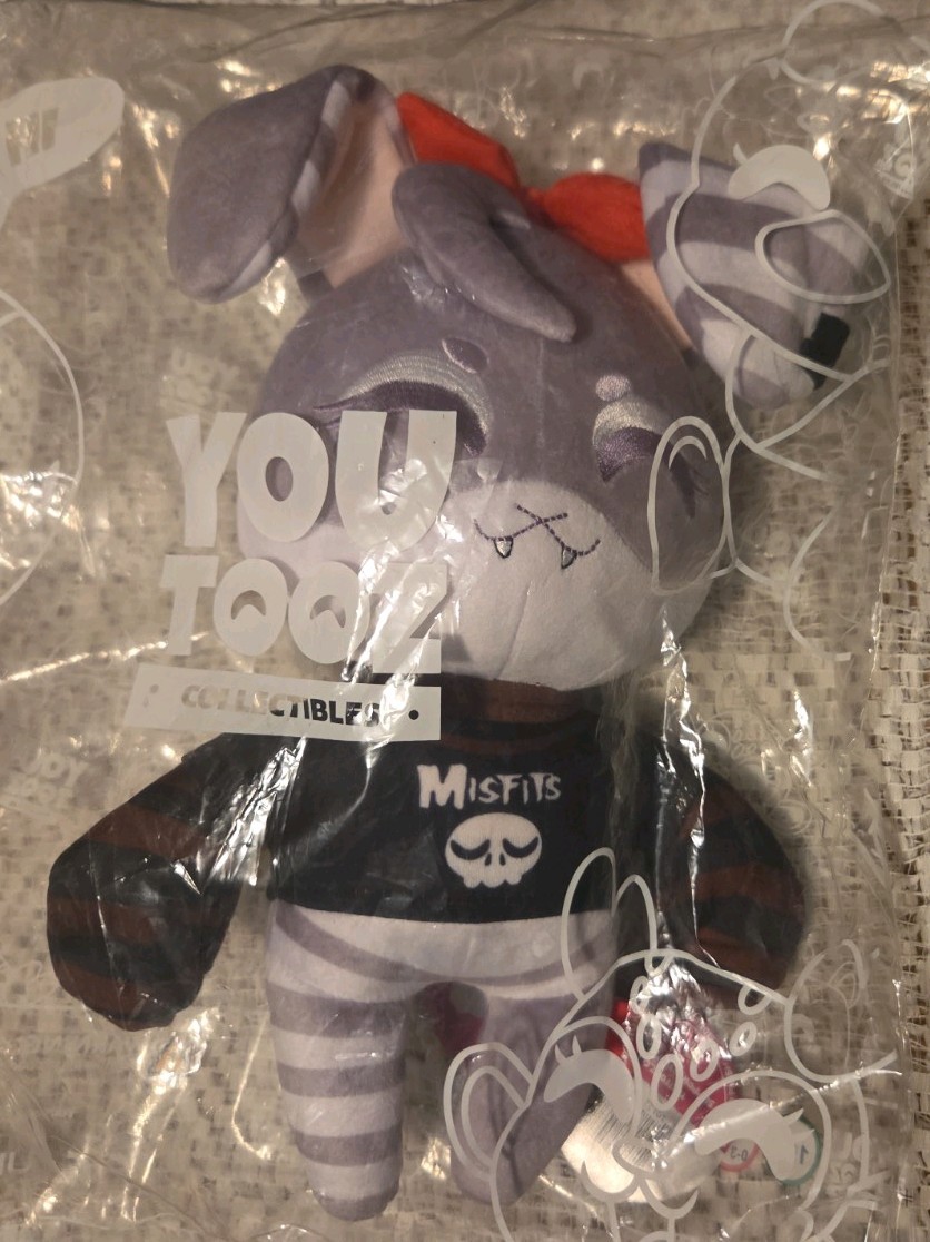 Fefe Plushie Youtooz Limited Edition with Tag Brand New Sealed Rare Sold Out