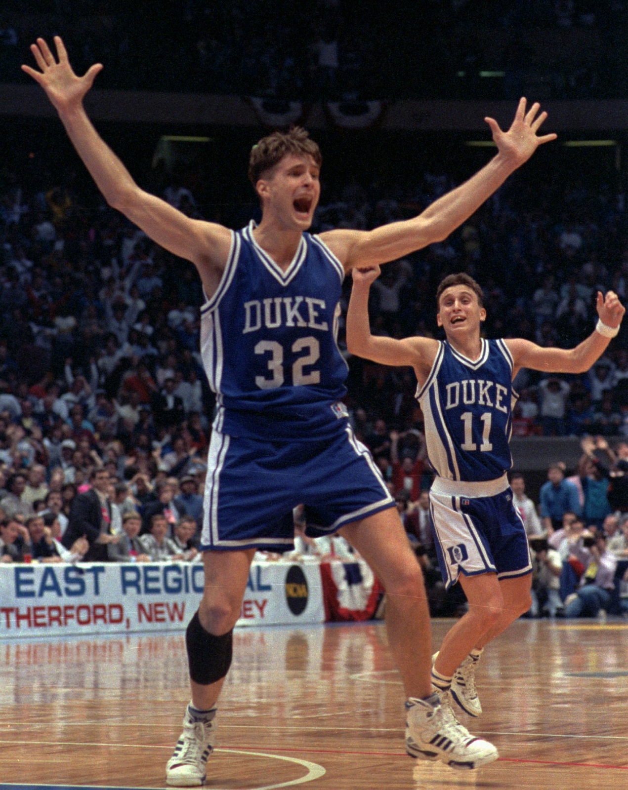 Christian Laettner Duke Basketball Celebrating 4x6 Picture Celebrity Print