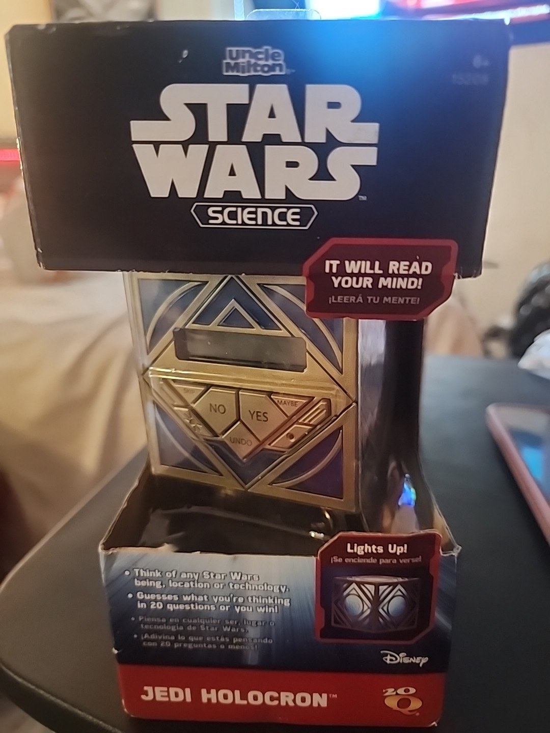 Disney Star Wars Science Jedi Holocron 20 Questions Game Uncle Milton Box Damage