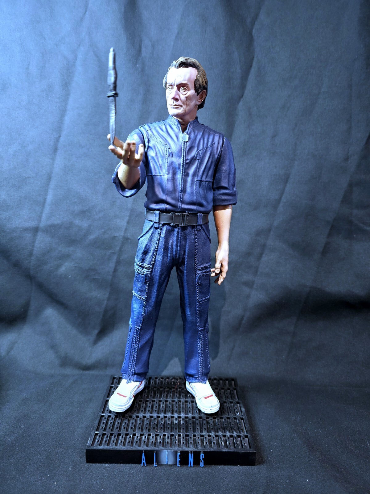 Aliens Bishop 1/6 Statue