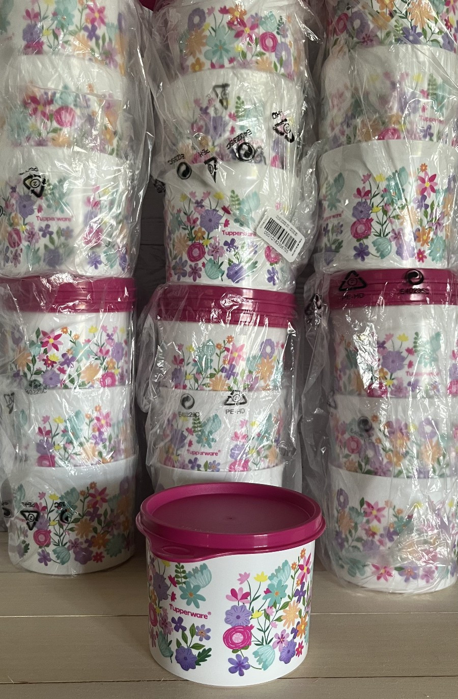 Tupperware WildFlowers Containers Set of 3 New 2.5Cup each