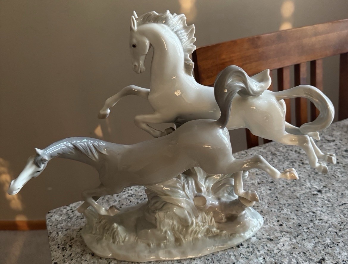 LLADRO Porcelain 2 Horses Galloping