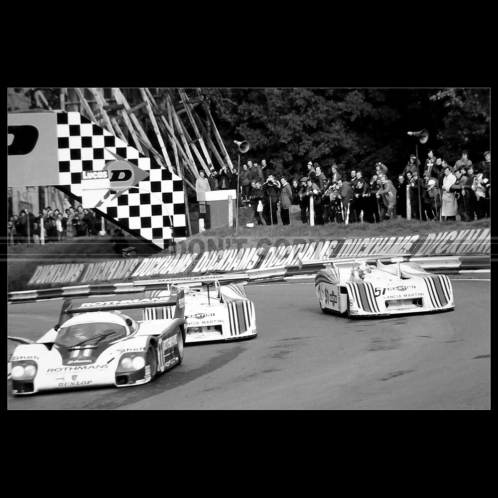 Photo A.027165 PORSCHE 956 DEREK BELL JACKY ICKX BRANDS HATCH 1000 KM 1982