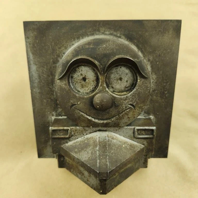 Vintage ERTL Thomas The Tank Engine Steel Forming Press Die Used Excellent