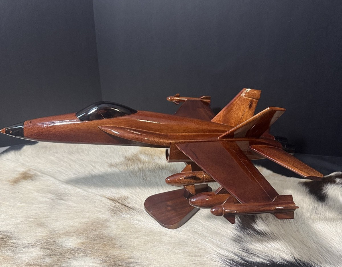 F-18 F/A-18 Hornet Navy USMC Marine Fighter Mahogany Wooden Model Jet High Gloss