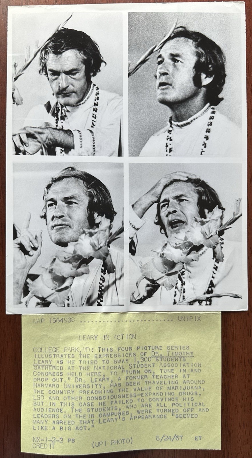 TIMOTHY LEARY 1967 Press Photo Aug 24, 1967 Turn On Tune In Drop Out LSD ACID