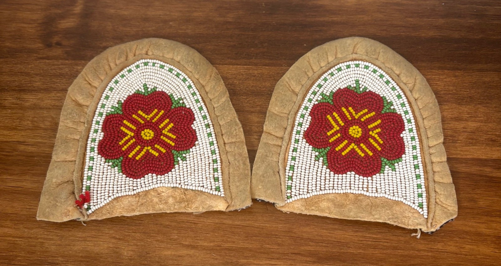 Antique Vintage Pair Native American Eastern Woodland Beaded Moccasins Tops