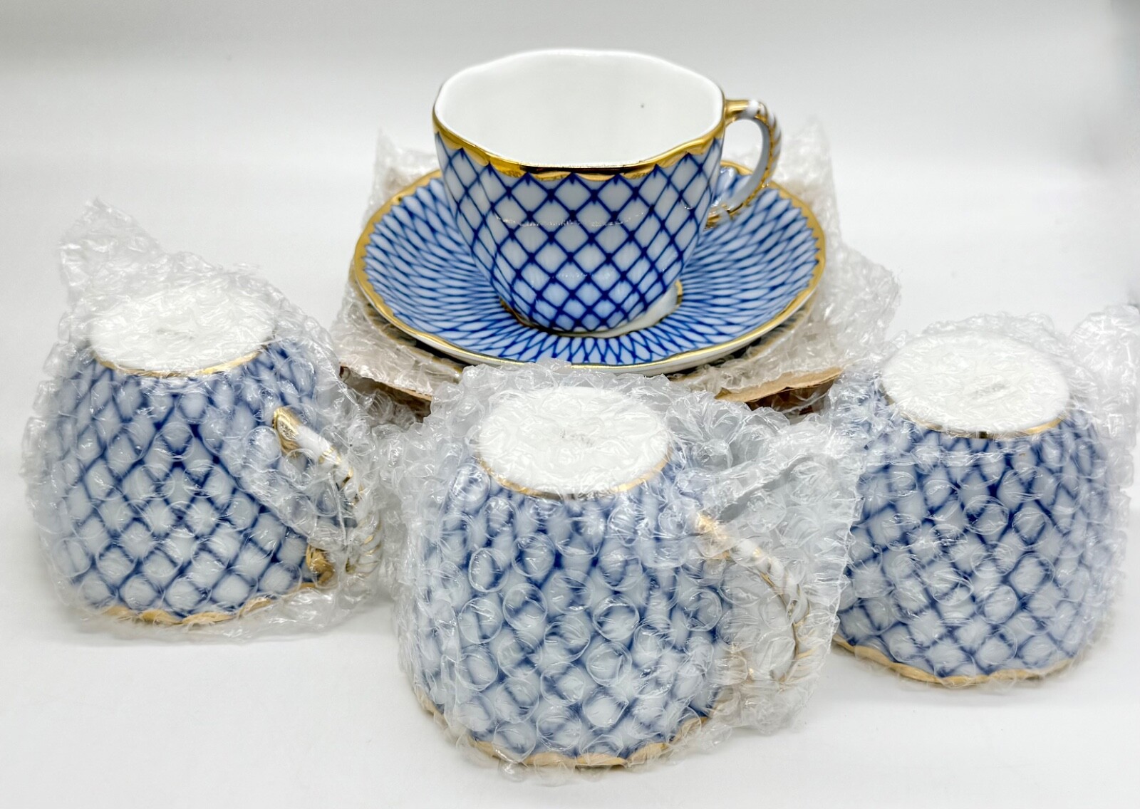 NIB SET OF 4 UNMARKED COBALT NET CUPS & SAUCERS