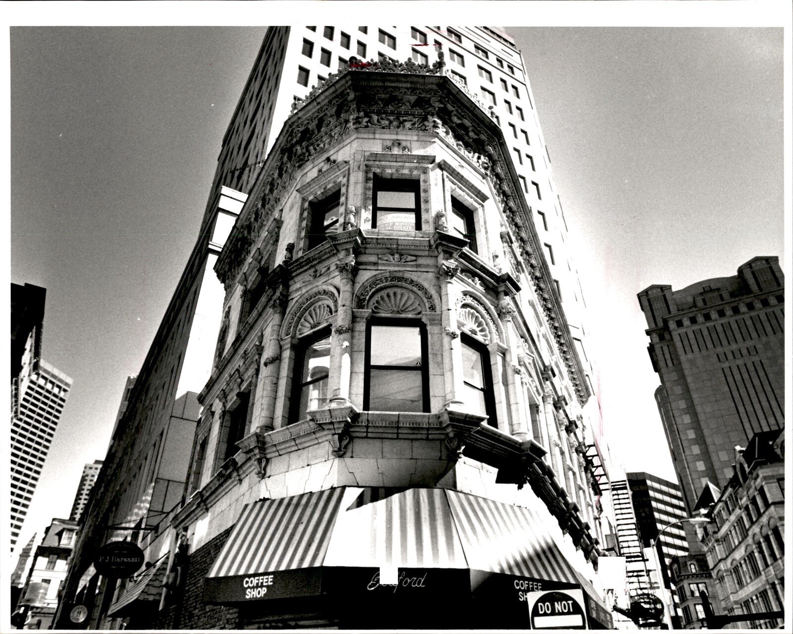 LG68 1996 Orig Mark Garfinkel Photo THE PROCTOR BUILDING 100 BEDFORD ST BOSTON