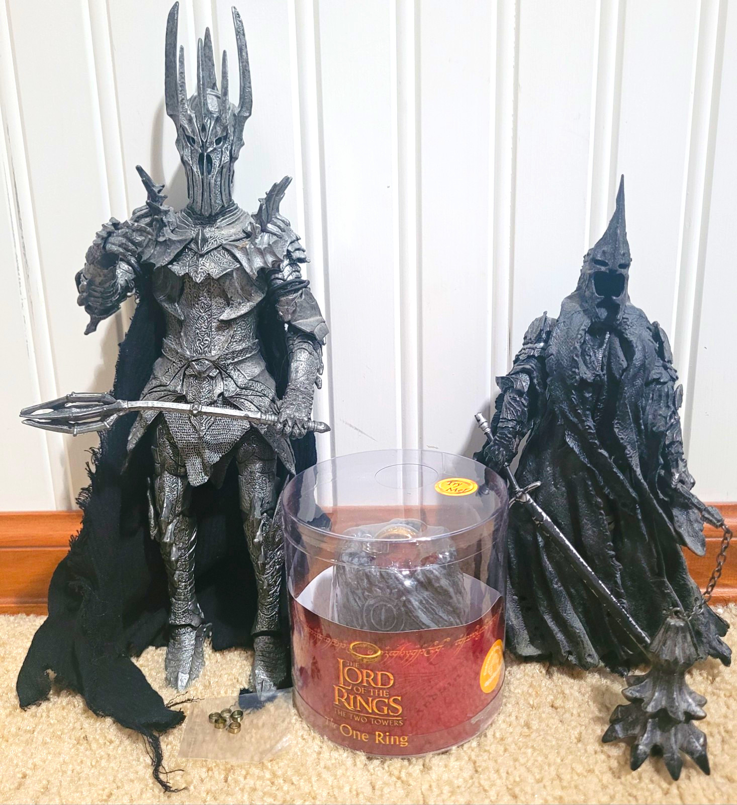 LOTR Talking Sauron & Morgul Witch King Figurines w/ Light-Up Ring LOT