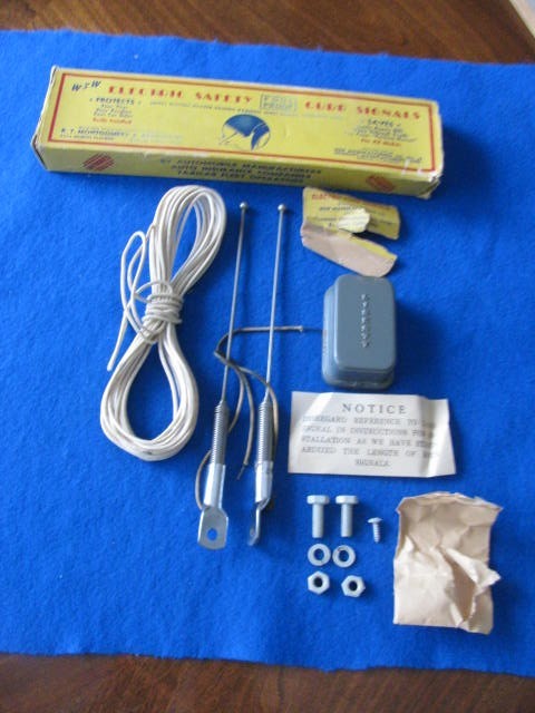 Vintage WSW ELECTRIC SAFETY CURB SIGNAL SET, 1950’S AUTOMOBILES