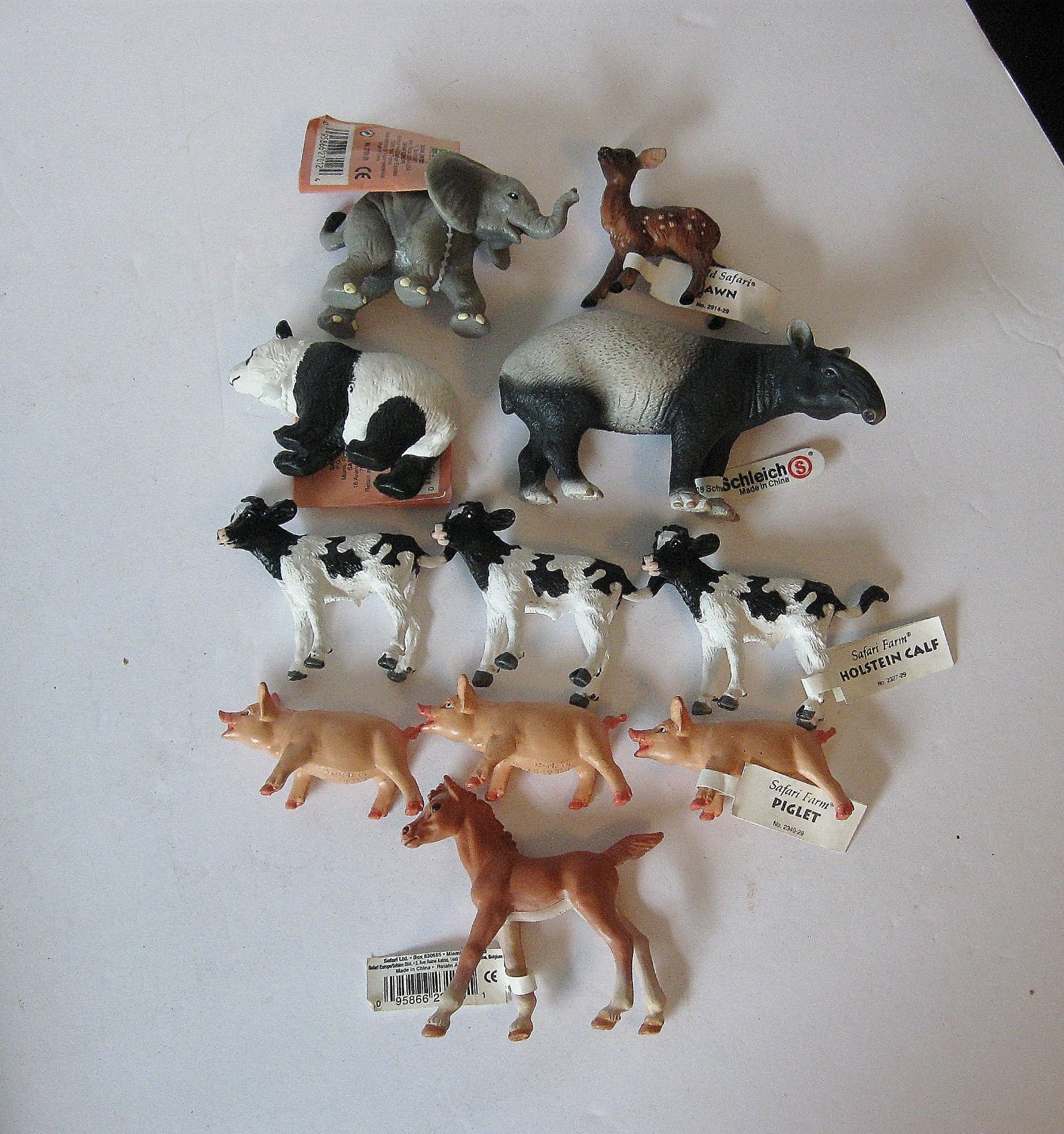 11 Pc Lot Miniature Farm & Zoo Animal Figurines Schleich, Wild Safari etc.
