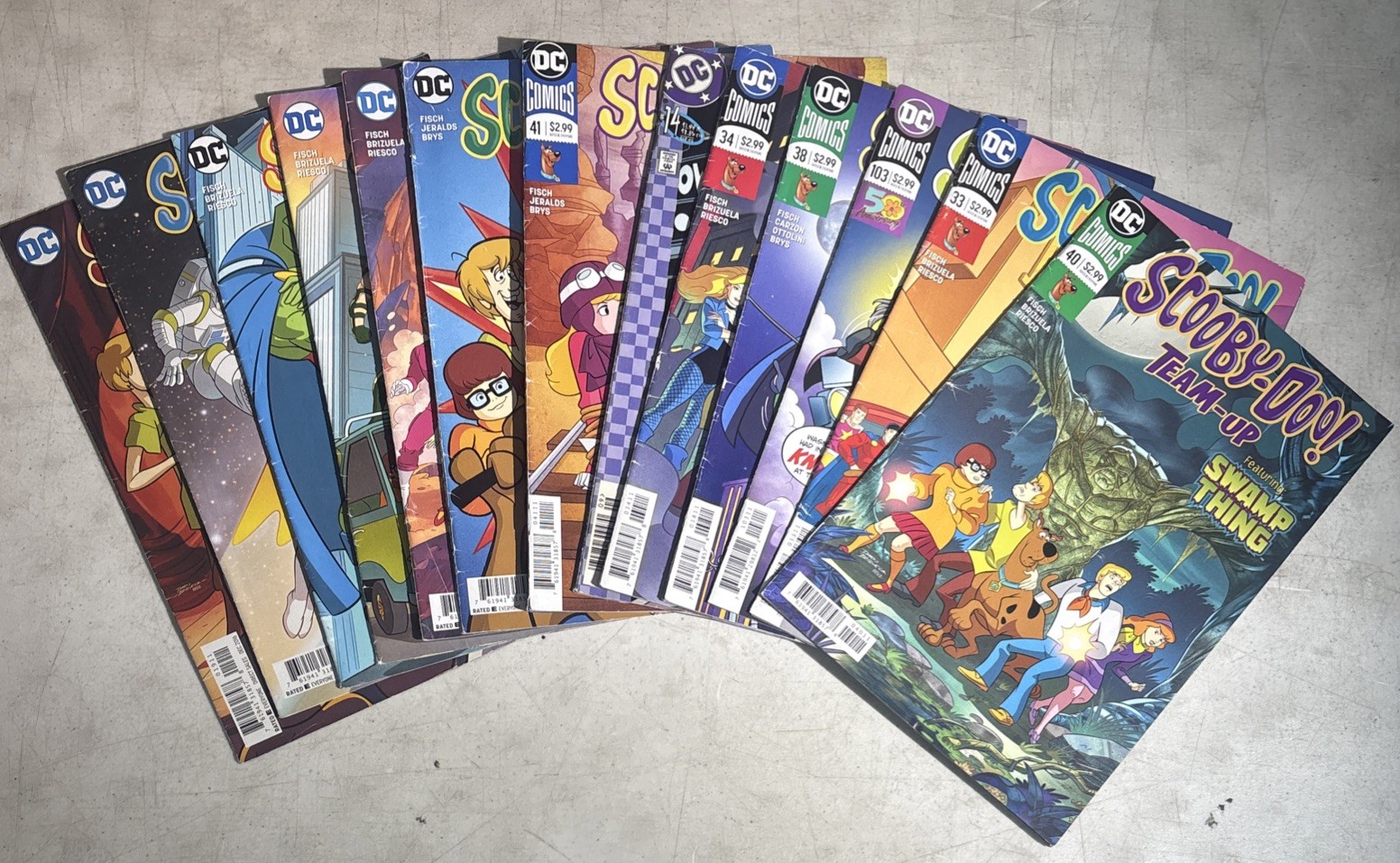 DC Comics Scooby-Doo Team up lot of 13 comic books