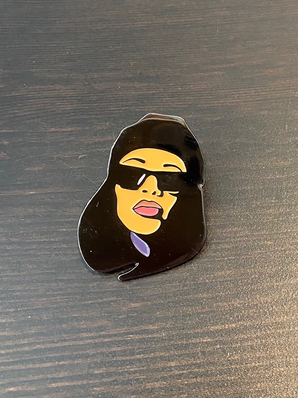 Aaliyah enamel Pin Lapel - 90's rnb rock the boat One in a million Dmx 2000s