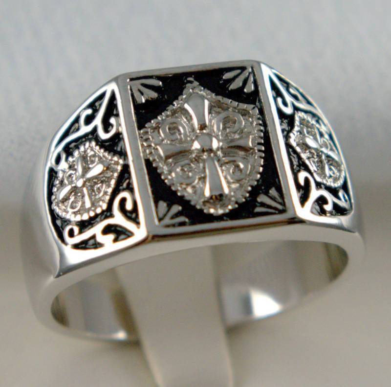 Knights Templar Crusader Crest Shield mens ring 316 stainless steel size 8 T32